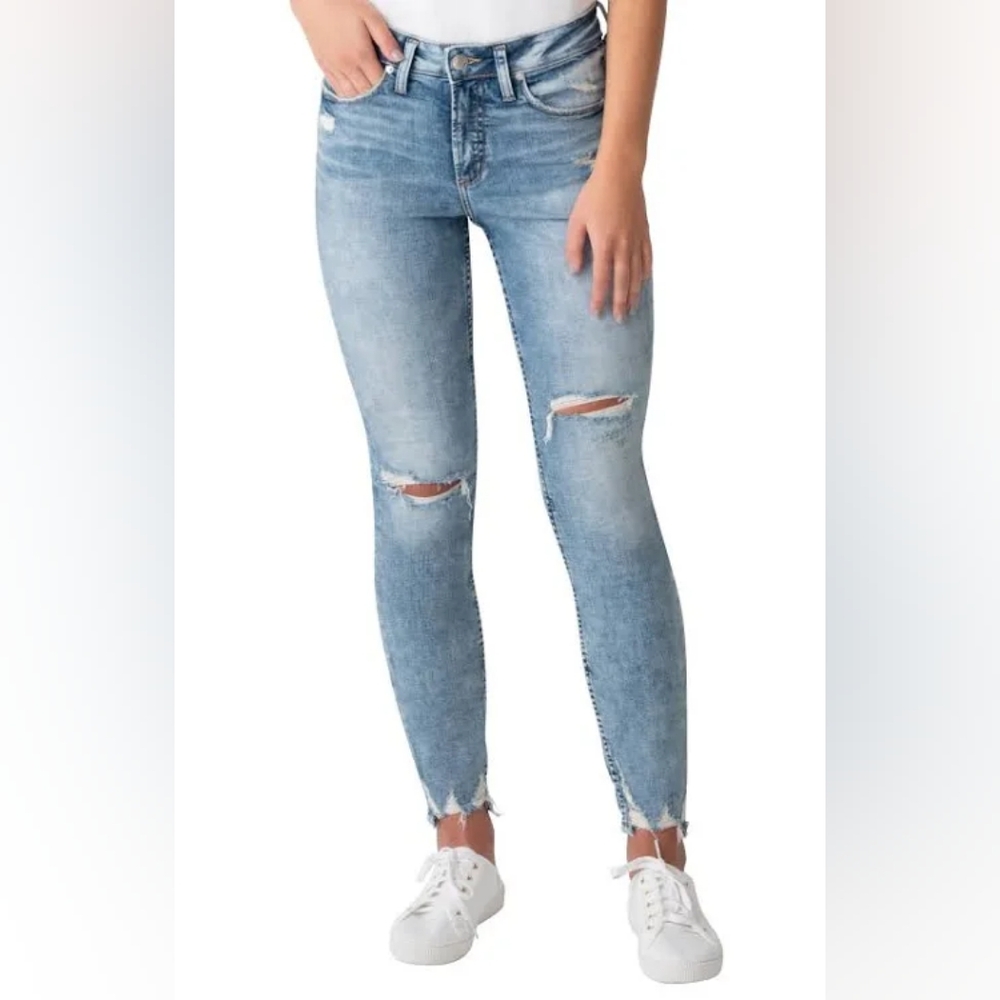 Silver Women's Jeans Size 28 - Avery High Rise Skinny Crop